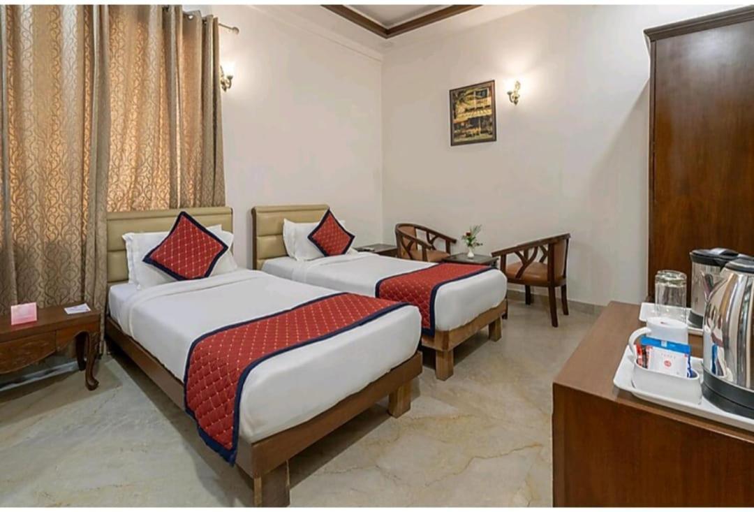 Hotel Agra Grande By Goyal Hoteliers Dış mekan fotoğraf