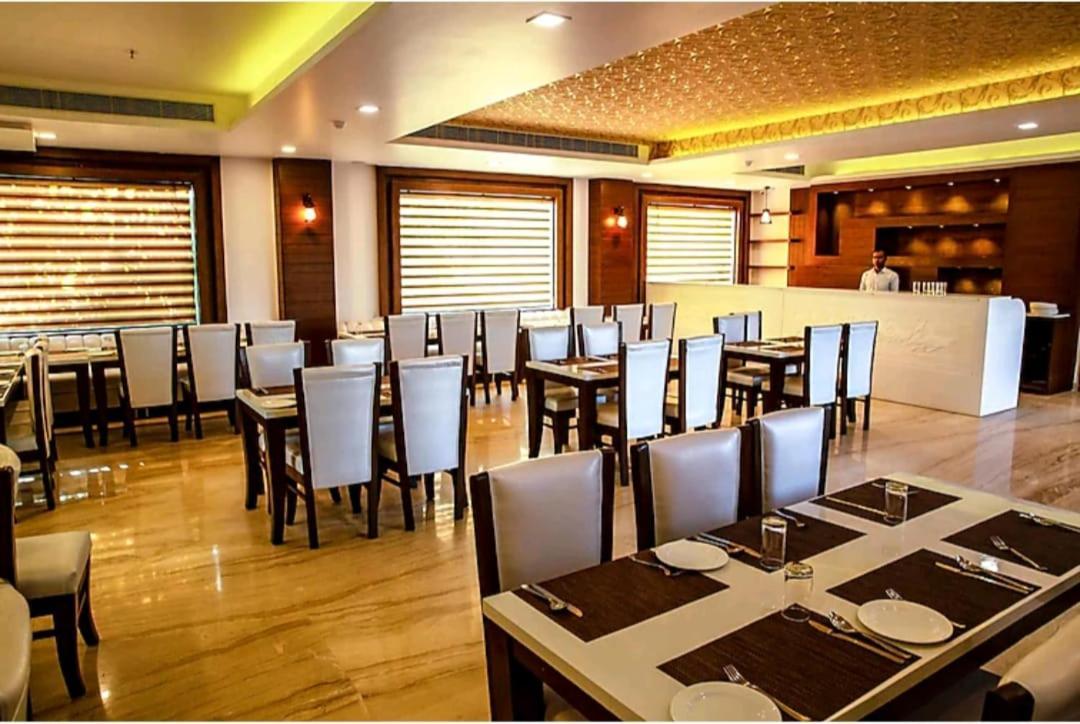 Hotel Agra Grande By Goyal Hoteliers Dış mekan fotoğraf