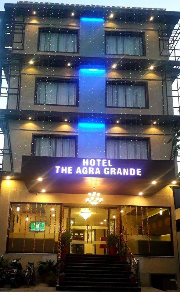 Hotel Agra Grande By Goyal Hoteliers Dış mekan fotoğraf